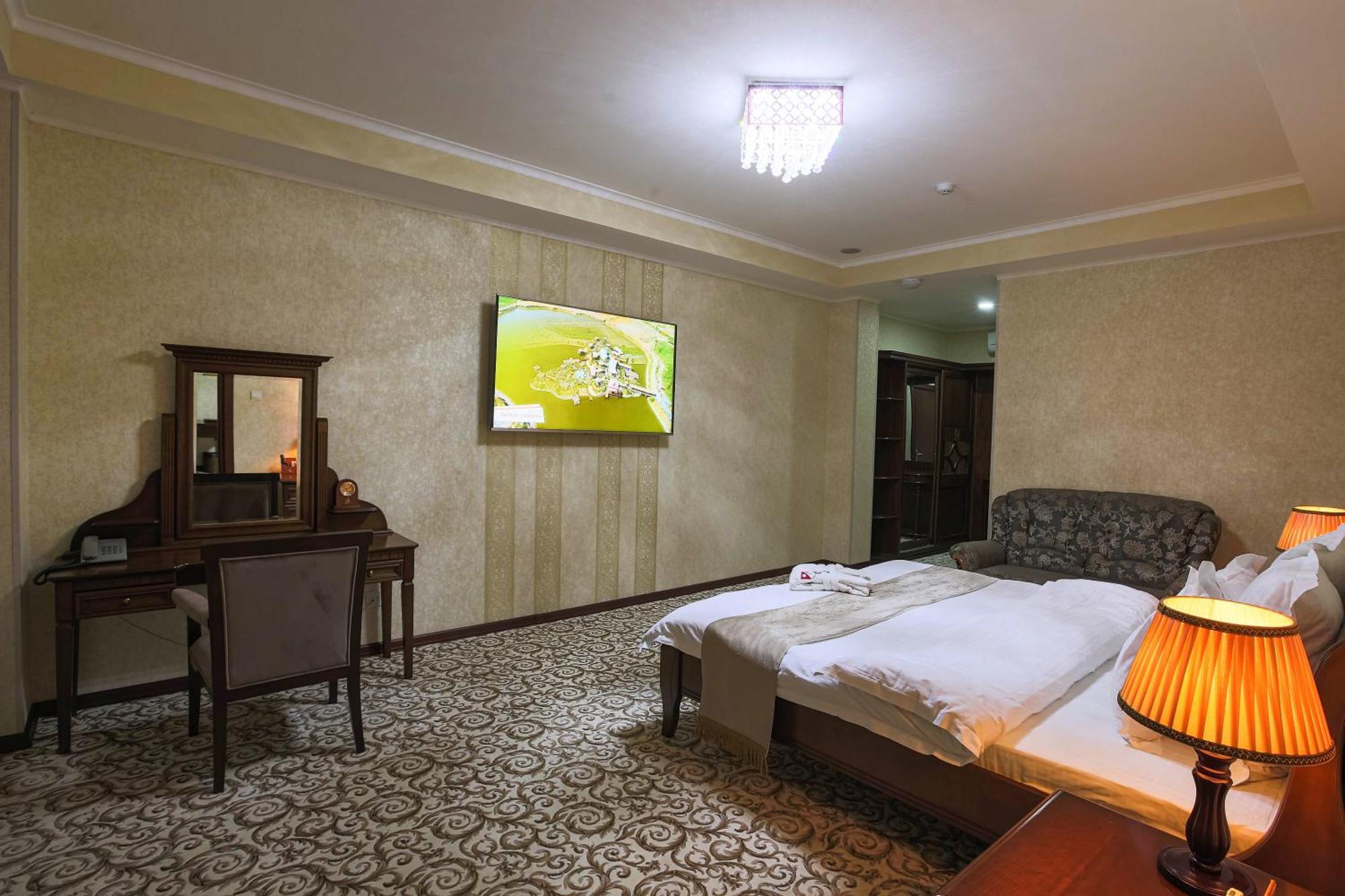Zargaron Plaza Hotell Bukhara Eksteriør bilde