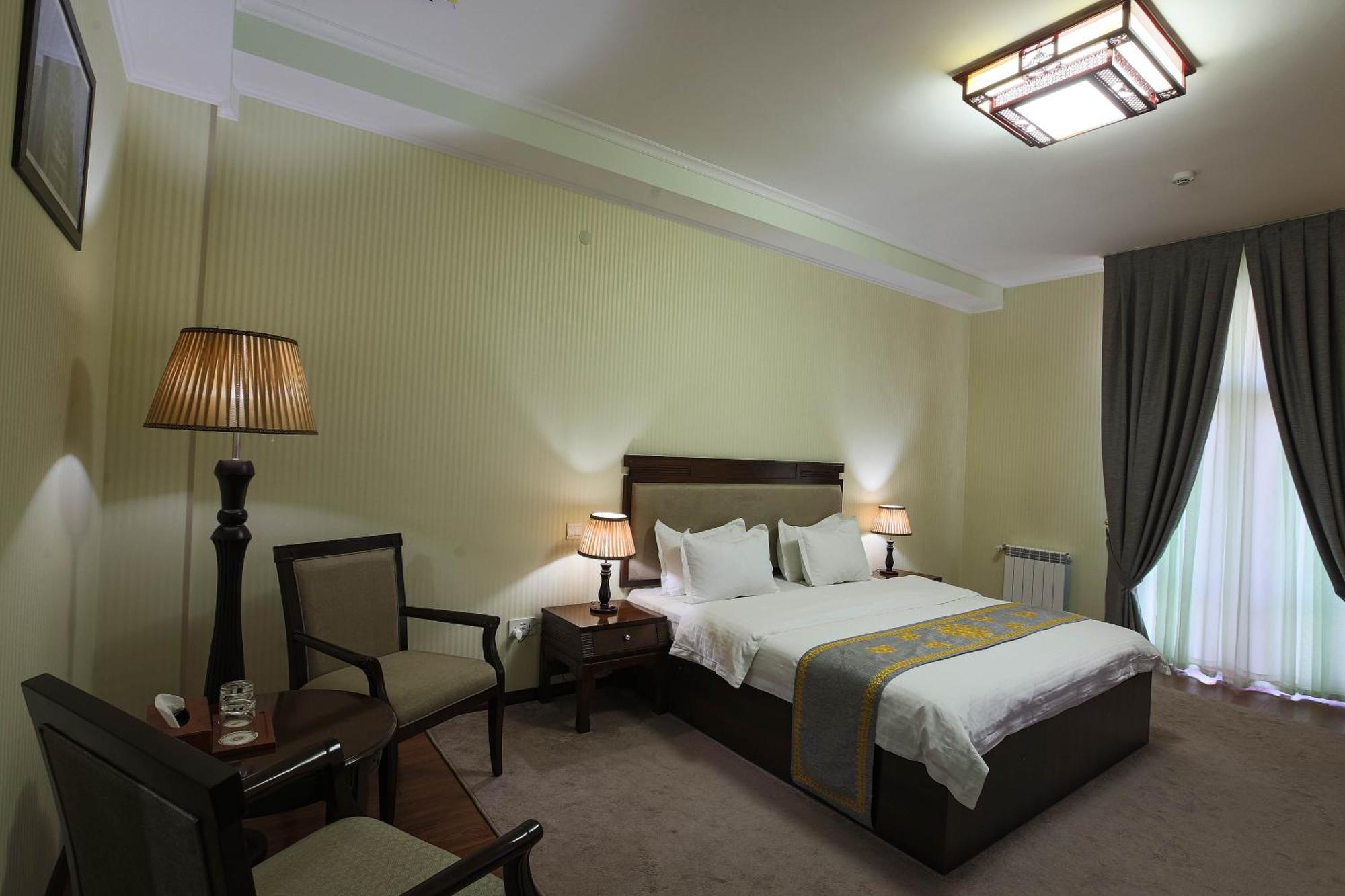 Zargaron Plaza Hotell Bukhara Eksteriør bilde