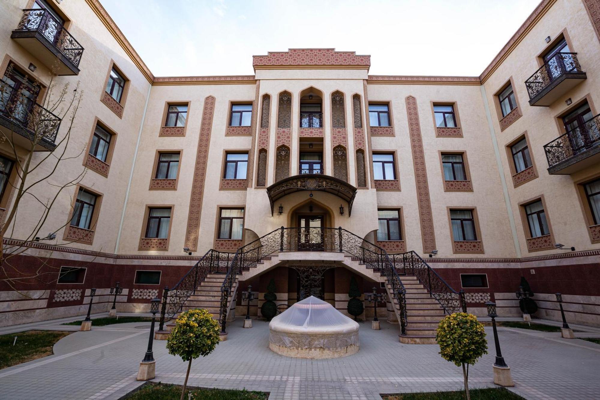 Zargaron Plaza Hotell Bukhara Eksteriør bilde