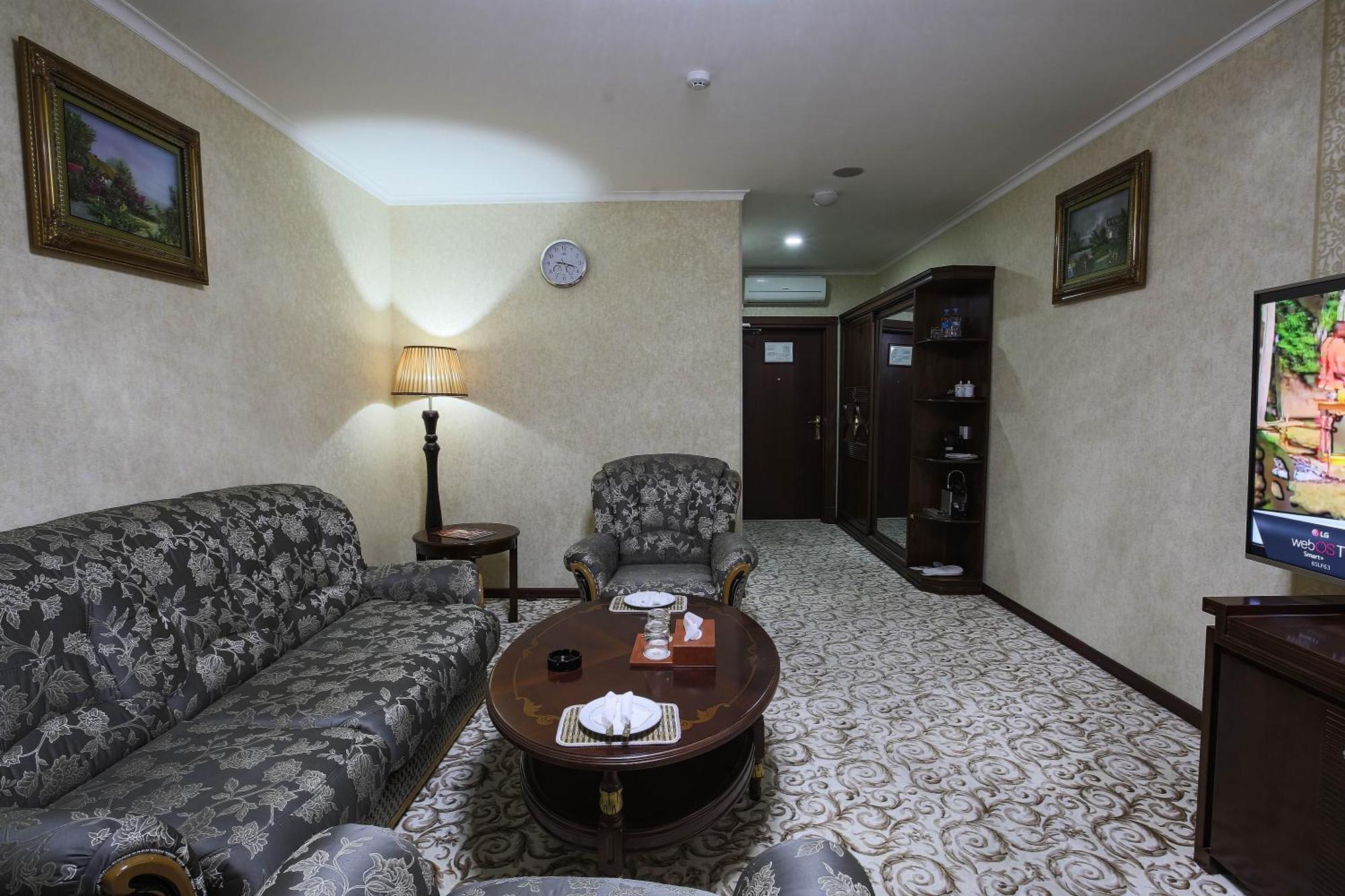 Zargaron Plaza Hotell Bukhara Eksteriør bilde