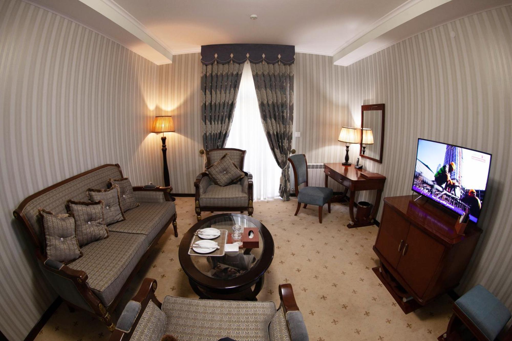 Zargaron Plaza Hotell Bukhara Eksteriør bilde