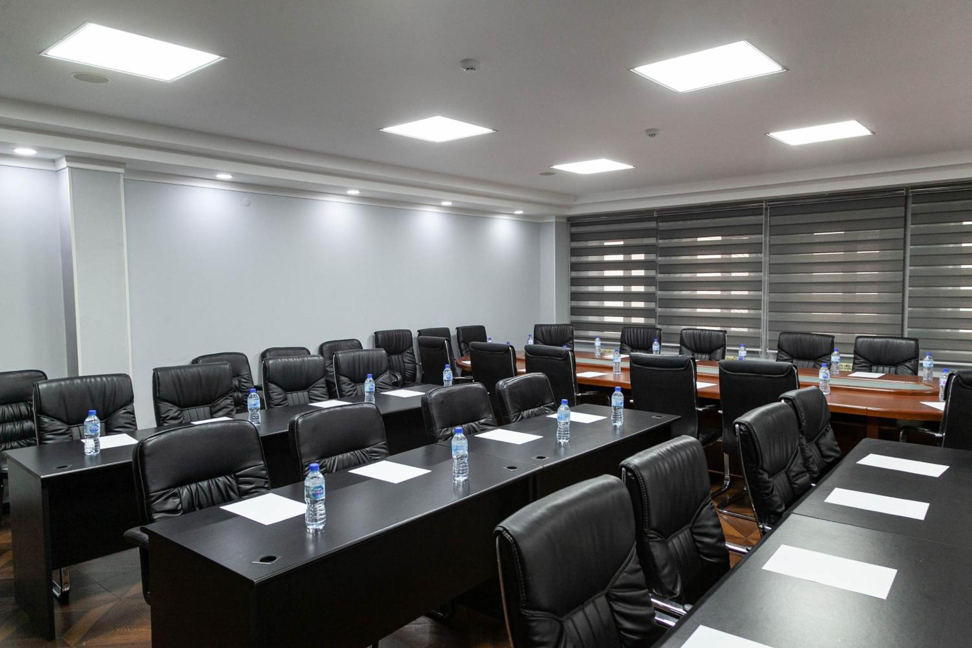 Zargaron Plaza Hotell Bukhara Eksteriør bilde