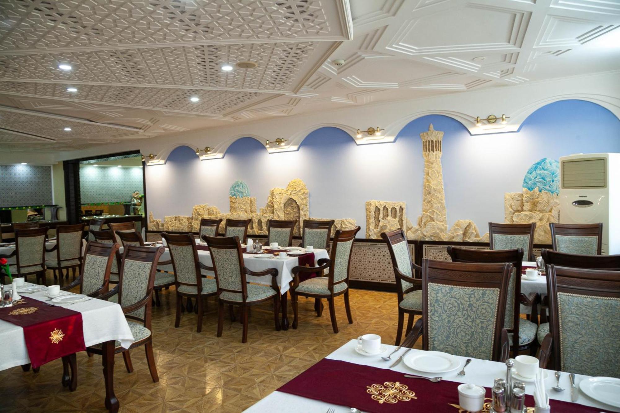 Zargaron Plaza Hotell Bukhara Eksteriør bilde
